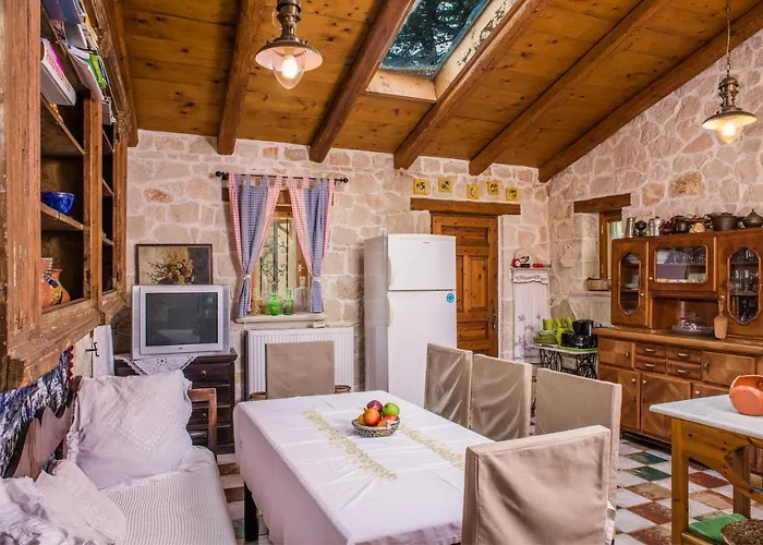 Сasa de vacaciones Jianni's - Stone In The Greenery!! *