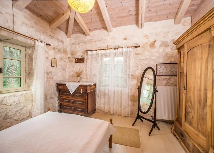 Jianni's - Stone In The Greenery!! Сasa de vacaciones *